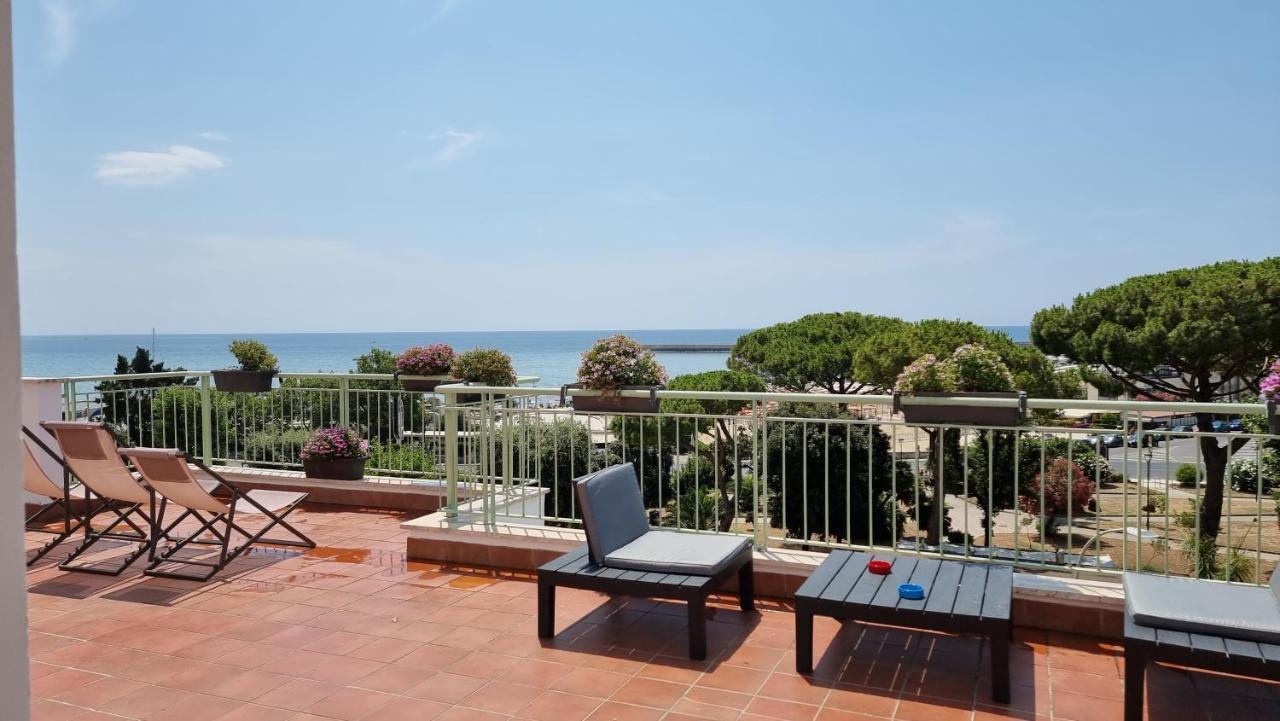 Reale Apartments Terracina Bagian luar foto