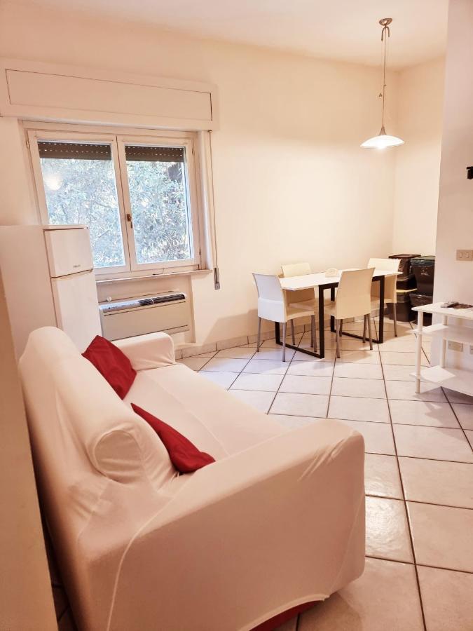 Reale Apartments Terracina Bagian luar foto