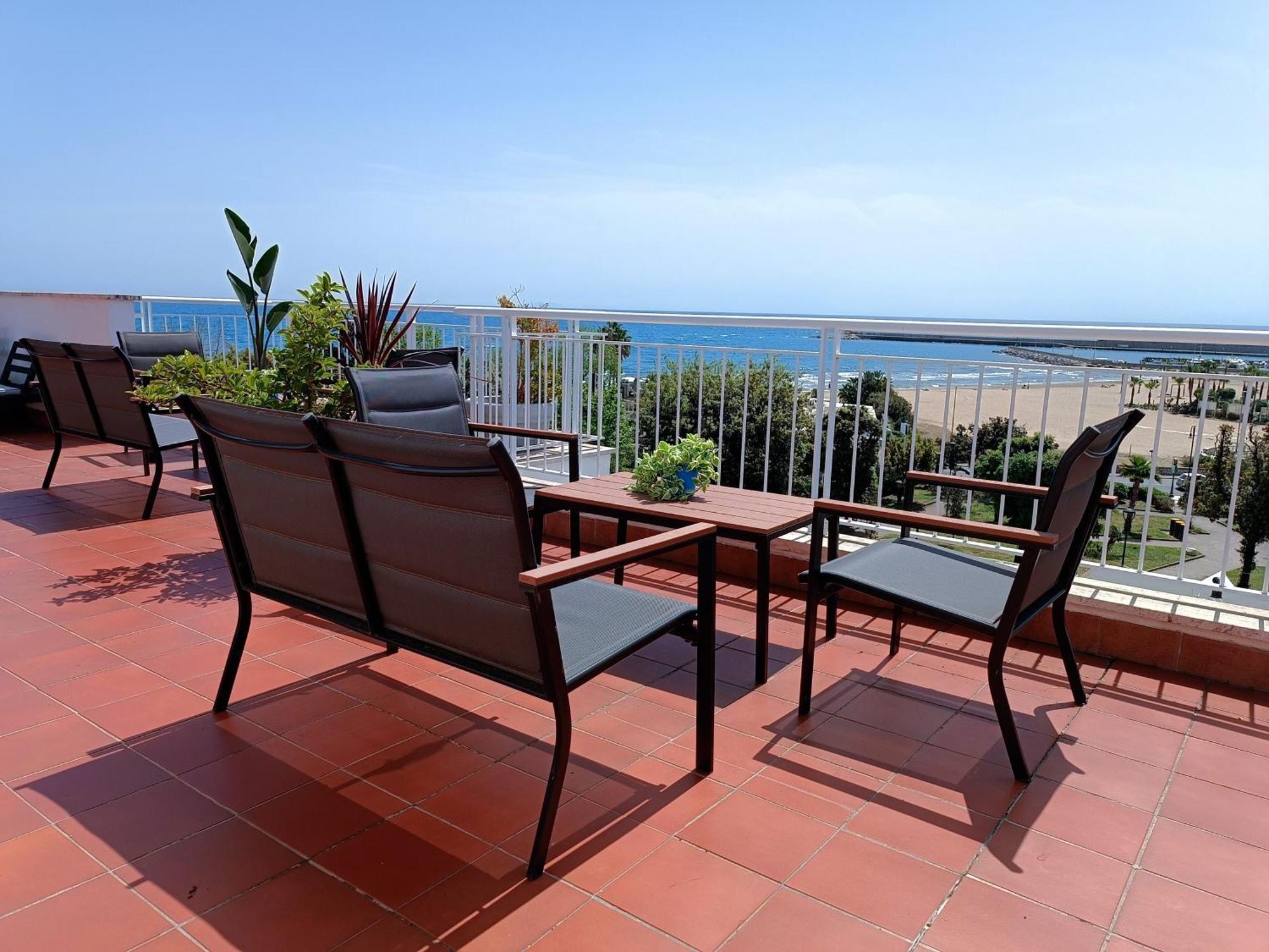 Reale Apartments Terracina Bagian luar foto